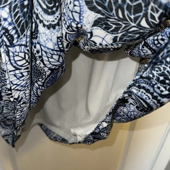 Ninety Black and White Lace Dress - Picture 6 of 7